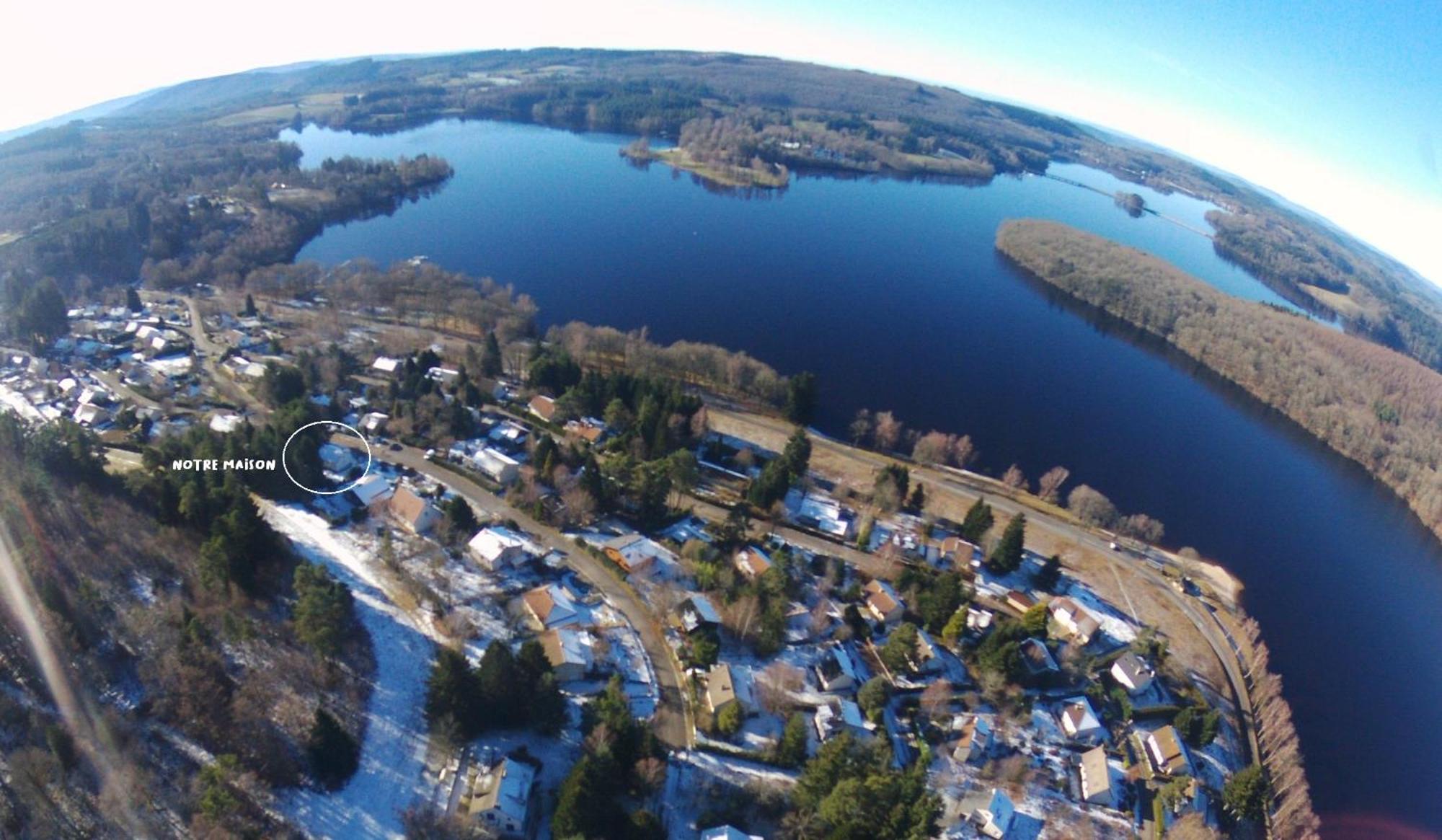Maisonnette Lac De Vassiviere Beaumont-du-Lac ภายนอก รูปภาพ